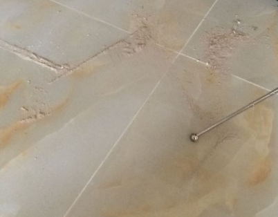 北林瓷砖空鼓维修公司分享粘合剂选择不当在瓷砖铺贴过程中可能导致以下问题